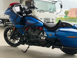 Harley-Davidson FLTRXSTSE CVO из Японии, фото 2