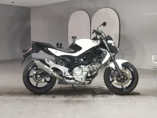 Suzuki Gladius 400 ABS из Японии, фото 1