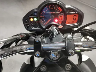 Suzuki Gladius 400 ABS из Японии, фото 5