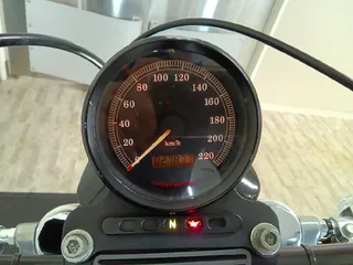 Harley-Davidson Sportster 883 из Японии, фото 2