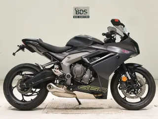 Triumph Daytona 660 из Японии, фото 1