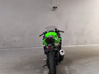 Kawasaki Ninja 400 из Японии, фото 4