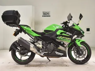 Kawasaki Ninja 400 из Японии, фото 1