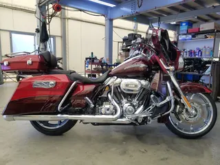 Harley-Davidson FLHXSE CVO из Японии, фото 1