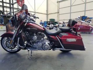 Harley-Davidson FLHXSE CVO из Японии, фото 2