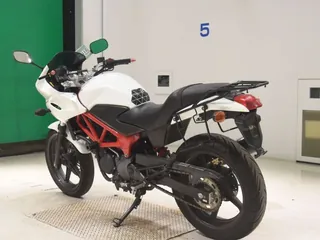 Honda VTR250 MC33 из Японии, фото 6