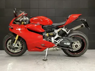 Ducati 1199 Panigale S из Японии, фото 3