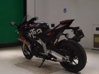 Aprilia RSV4 1100 FACTORY из Японии, фото 6