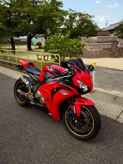 Honda CBR1000 из Японии, фото 1