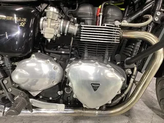 Triumph Bonneville SE из Японии, фото 2