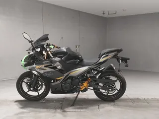 Kawasaki Ninja 400 из Японии, фото 2