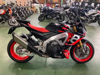 Aprilia Aprilia Tuono 1100 из Японии, фото 1