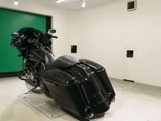 Harley-Davidson FLTRXS1870 из Японии, фото 6