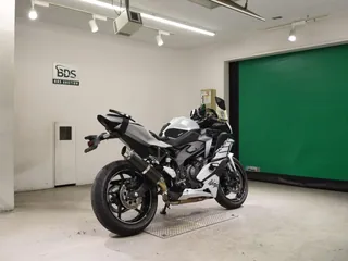 Kawasaki ZX-4R SE из Японии, фото 5