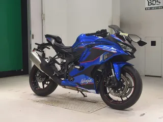 Kawasaki ZX-4R SE из Японии, фото 3