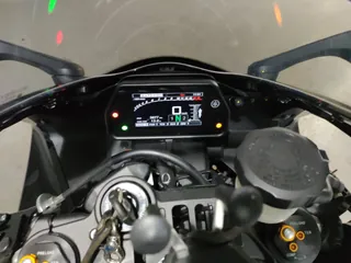 Yamaha YZF-R1 из Японии, фото 5