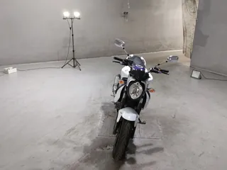 Suzuki Gladius 400 ABS из Японии, фото 3