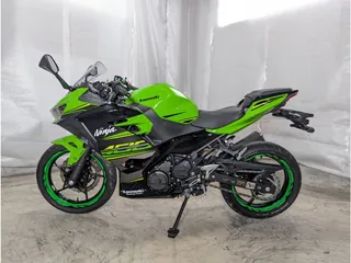 Kawasaki Ninja 400 из Японии, фото 1