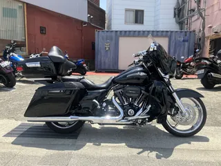 Harley-Davidson FLHXSE CVO из Японии, фото 1